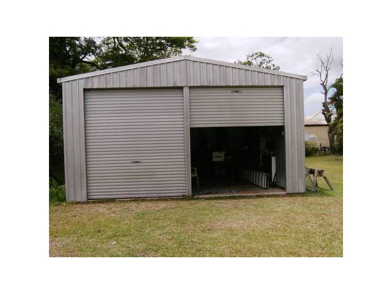 27 Ann Street, Proserpine QLD 4800