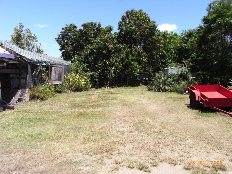 6 Florence Street, Proserpine QLD 4800