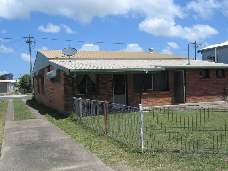 19 Smith Street, Proserpine QLD 4800