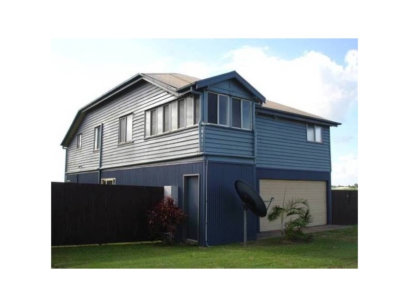 110 Hinschen Street, Proserpine QLD 4800