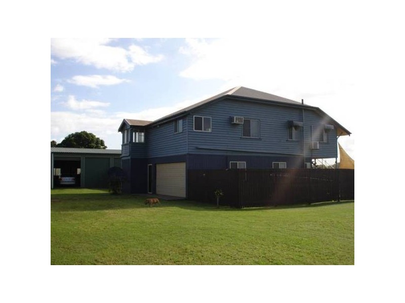 110 Hinschen Street, Proserpine QLD 4800