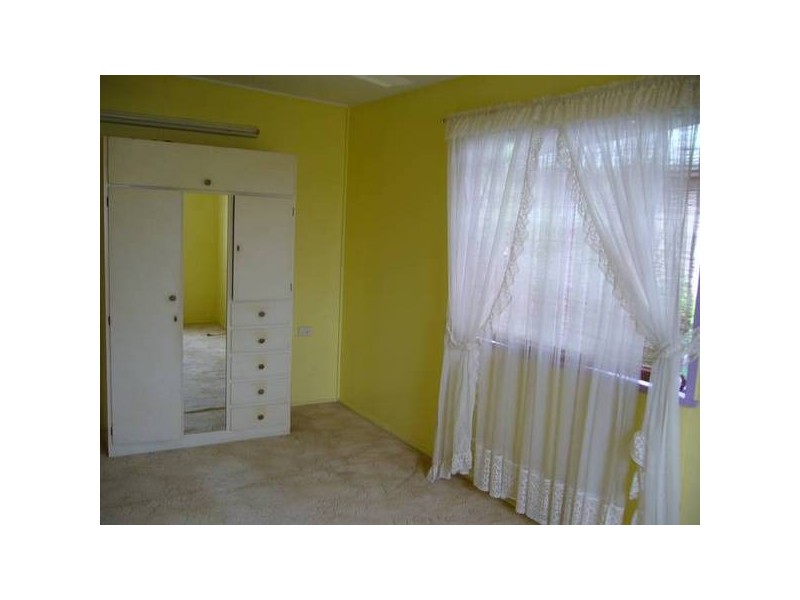 6 Joan Street, Proserpine QLD 4800