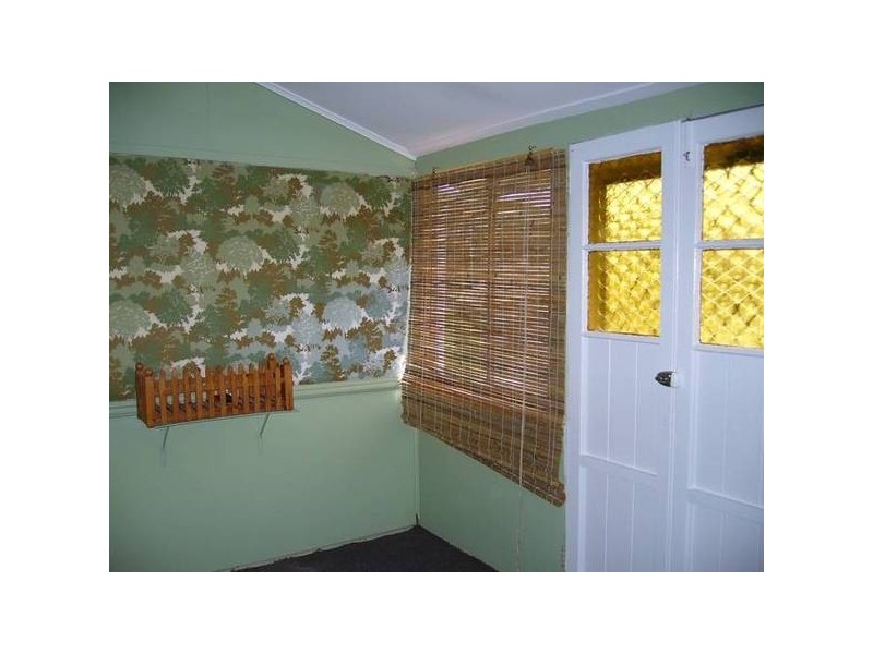 6 Joan Street, Proserpine QLD 4800