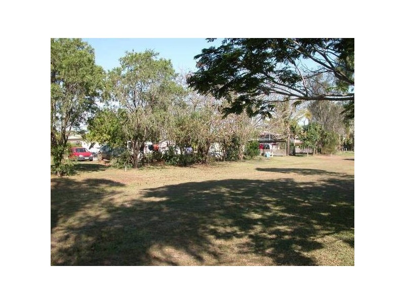 8 Joan Street, Proserpine QLD 4800