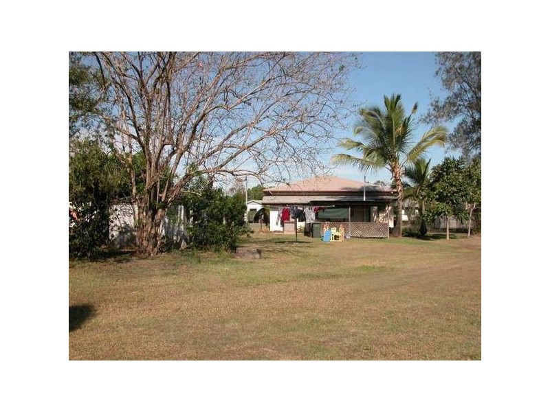 8 Joan Street, Proserpine QLD 4800