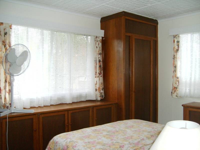 2 Burton Street, Midge Point QLD 4799