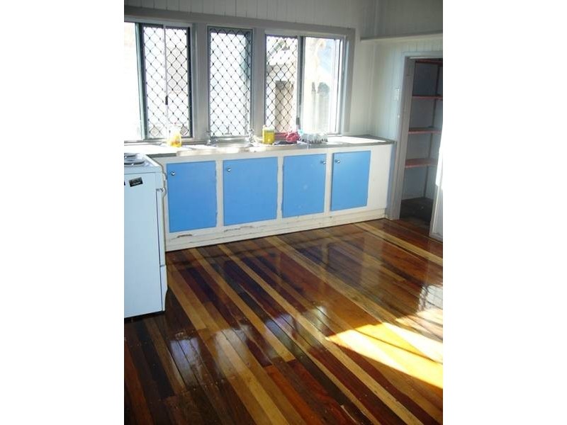 6 Phaff Street, Proserpine QLD 4800
