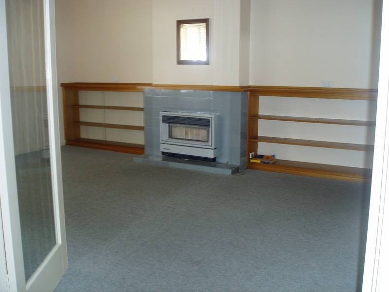 4/18 Grove Street, Lake Wendouree VIC 3350