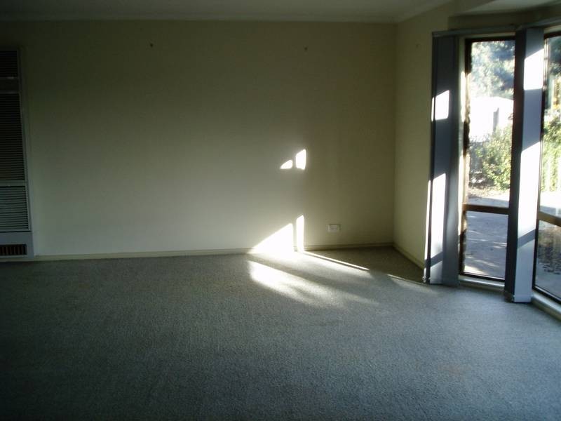 25 Bradby Street, Mount Clear VIC 3350