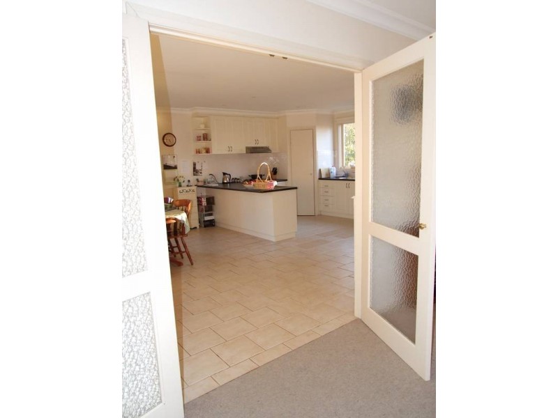103 Learmonth Street, Buninyong VIC 3357