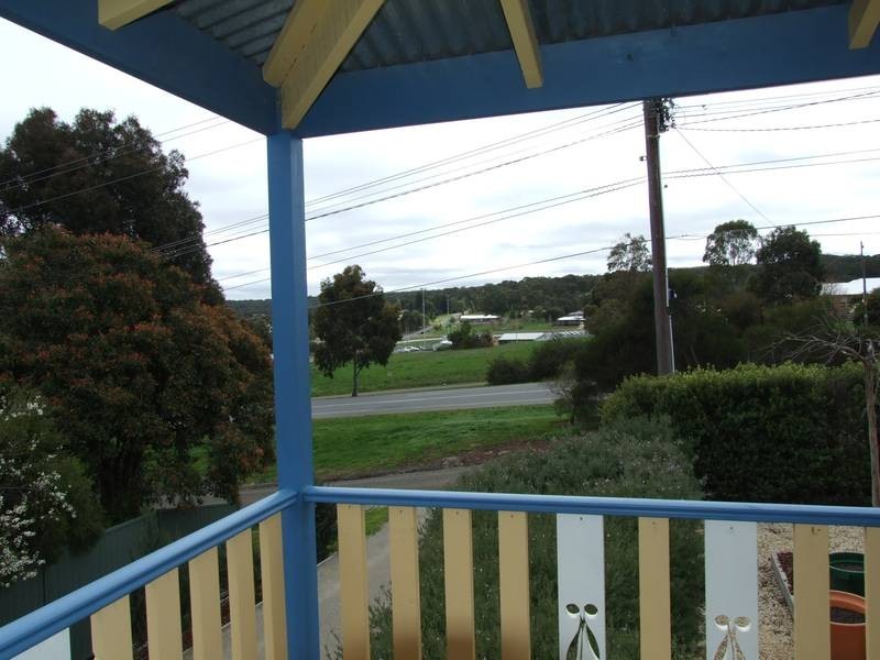 103 Learmonth Street, Buninyong VIC 3357