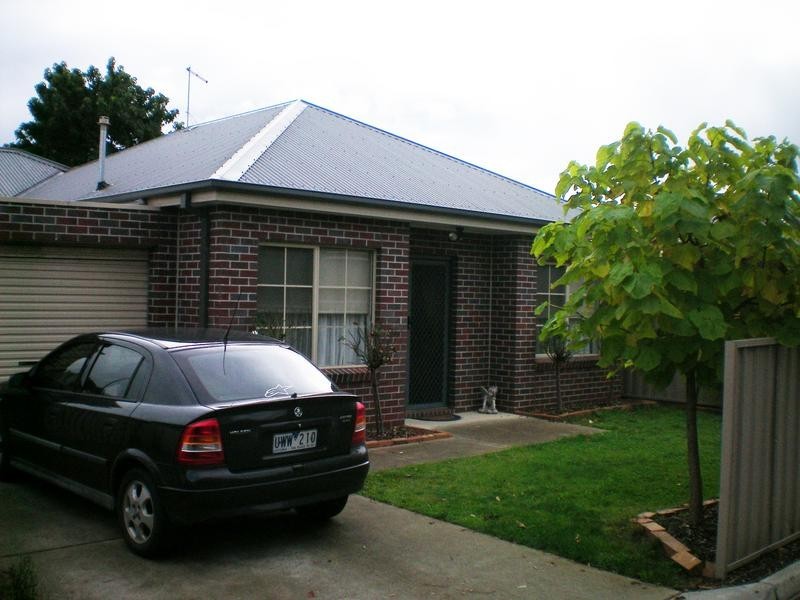24 Rutherford Place, Alfredton VIC 3350