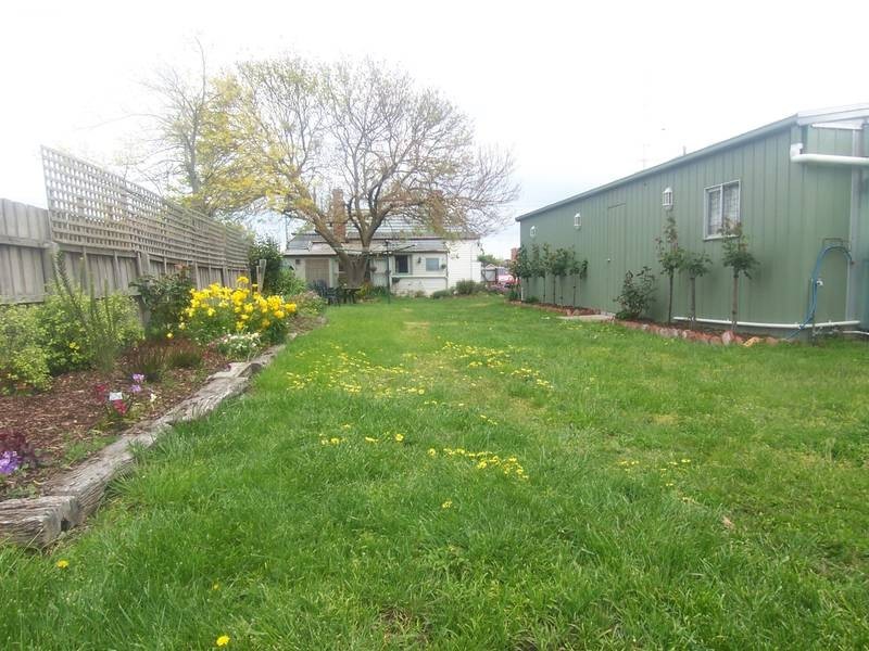 Redan VIC 3350
