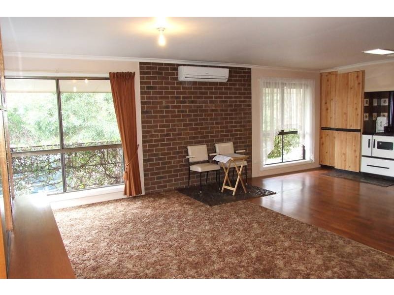 2 Easons Road, Buninyong VIC 3357