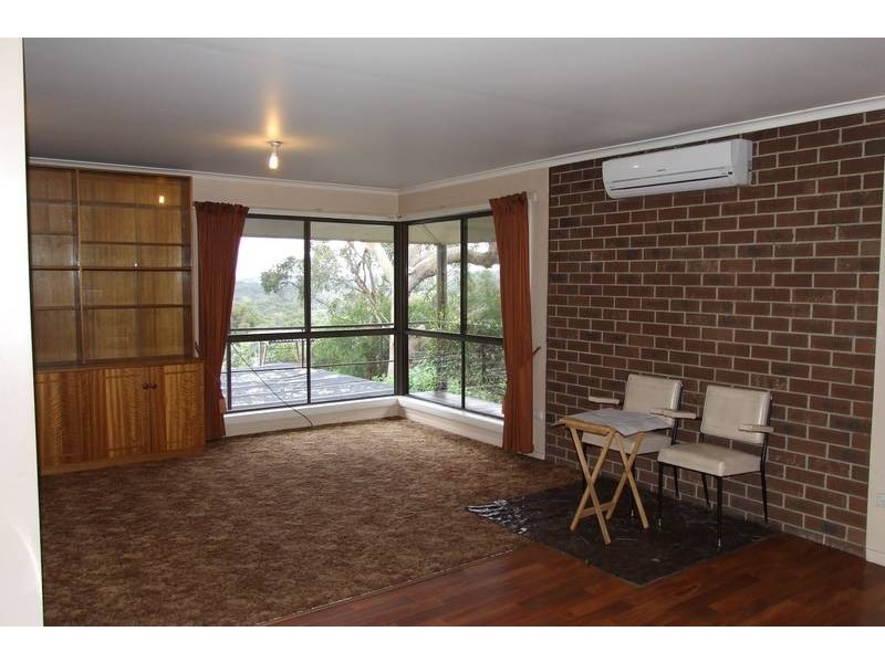 2 Easons Road, Buninyong VIC 3357