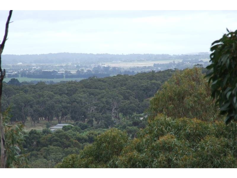 2 Easons Road, Buninyong VIC 3357