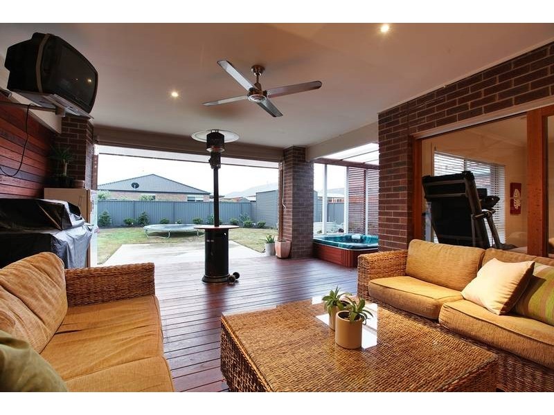 73 Alfredton Drive, Alfredton VIC 3350