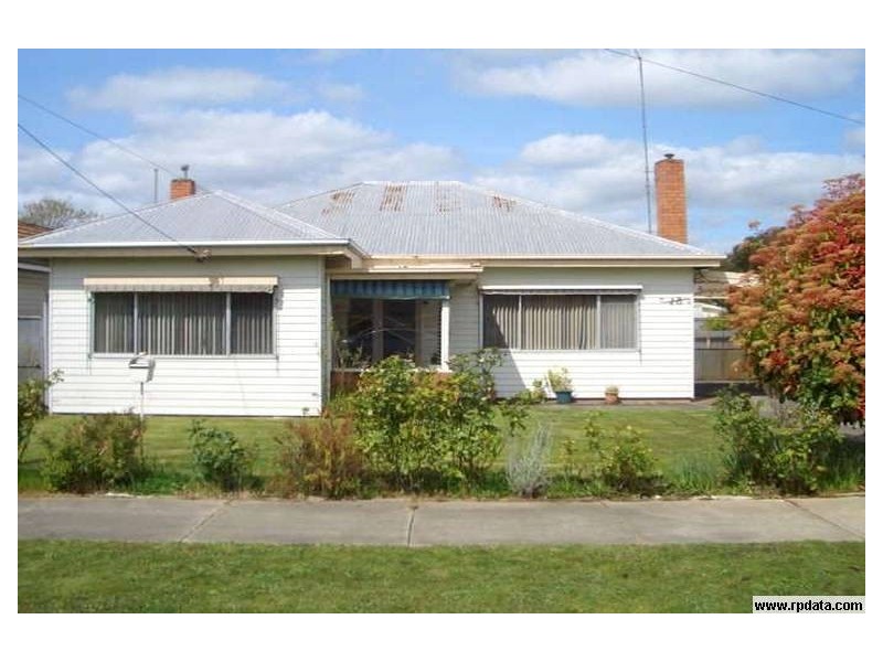 18 Grammar Street, Wendouree VIC 3355