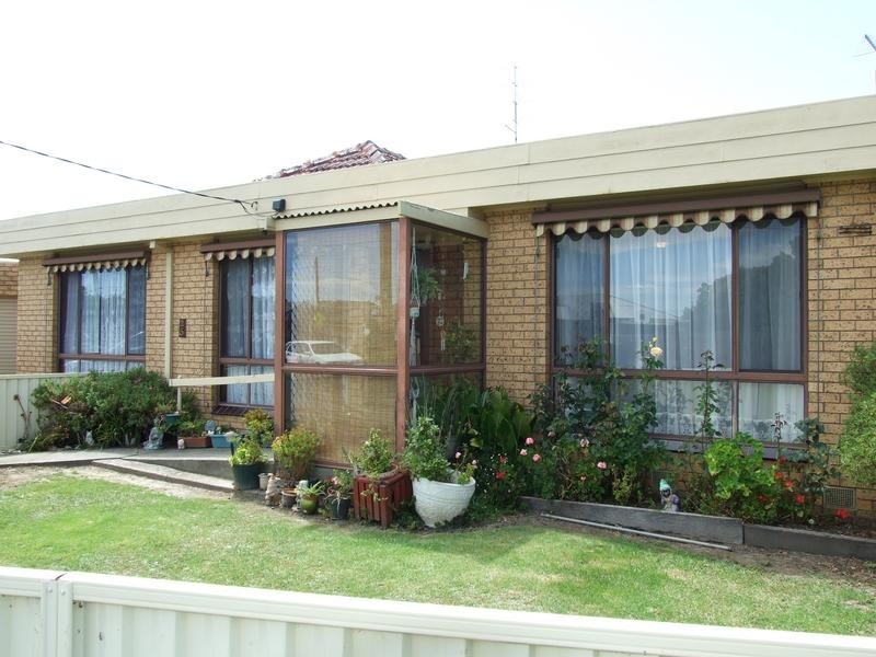 25 Yarrowee Street, Sebastopol VIC 3356