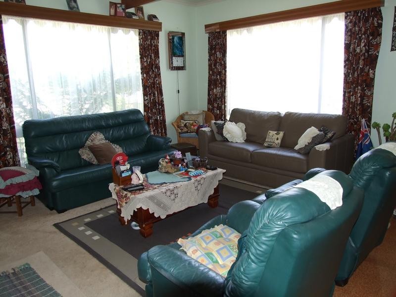 25 Yarrowee Street, Sebastopol VIC 3356