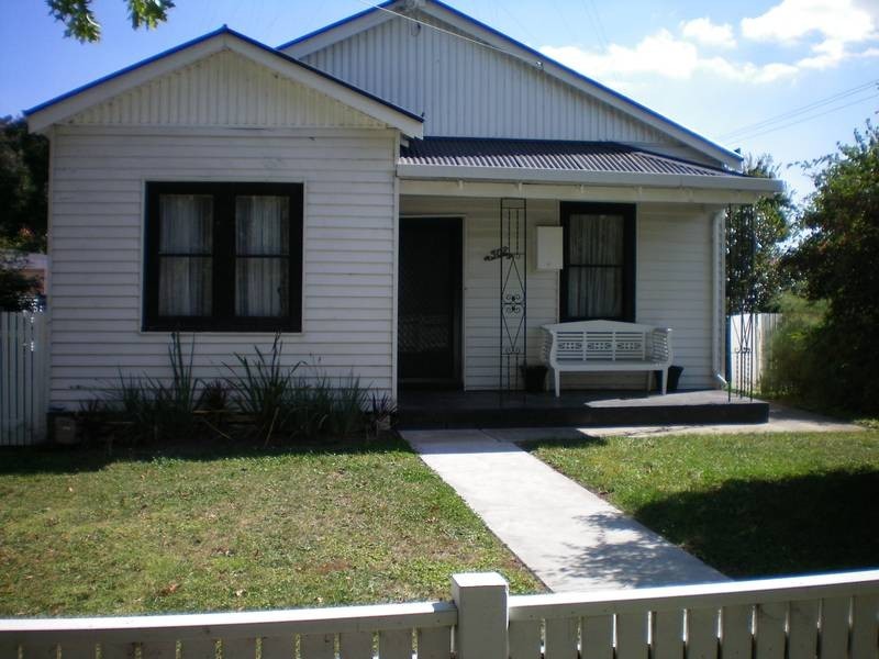 502 Ripon Street Sth, Redan VIC 3350