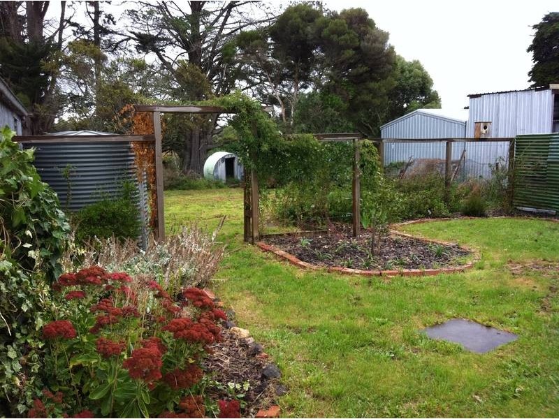 863 Carngham-Linton Road, Snake Valley VIC 3351