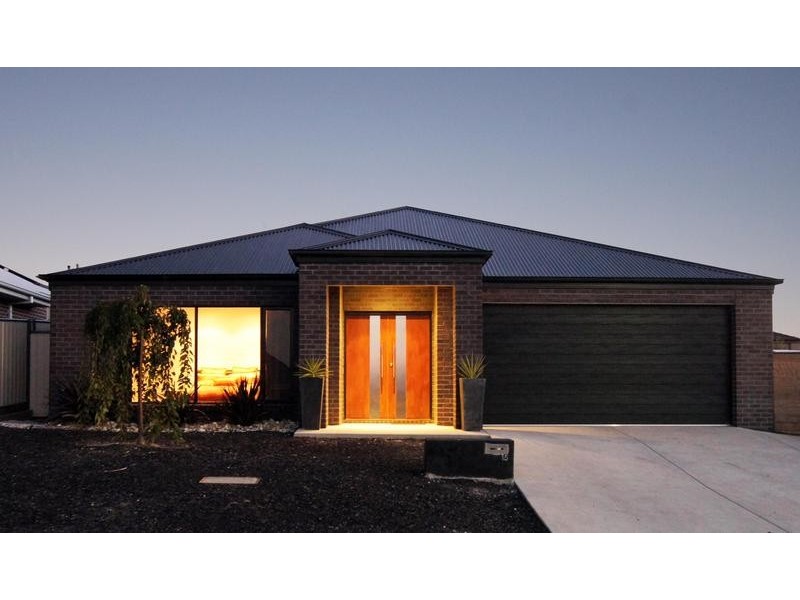 15 Frow Court, Mount Clear VIC 3350