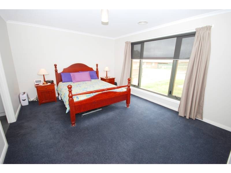 36 Olympic Avenue, Mount Clear VIC 3350