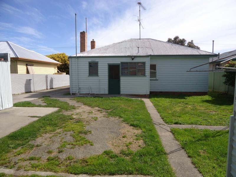 121 Beverin Street, Sebastopol VIC 3356