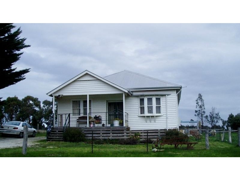 8 Bandys Road, Smythesdale VIC 3351