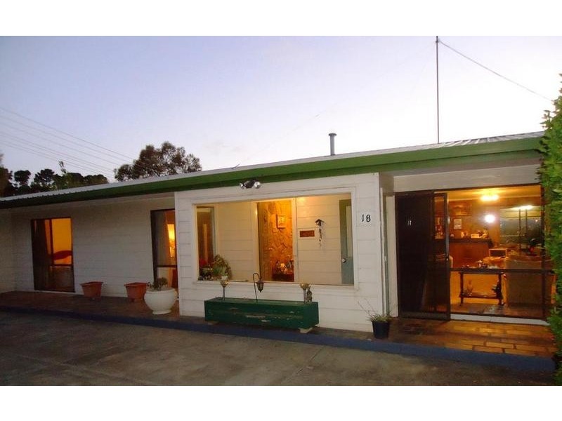 18 Napier Street, Ballarat VIC 3350