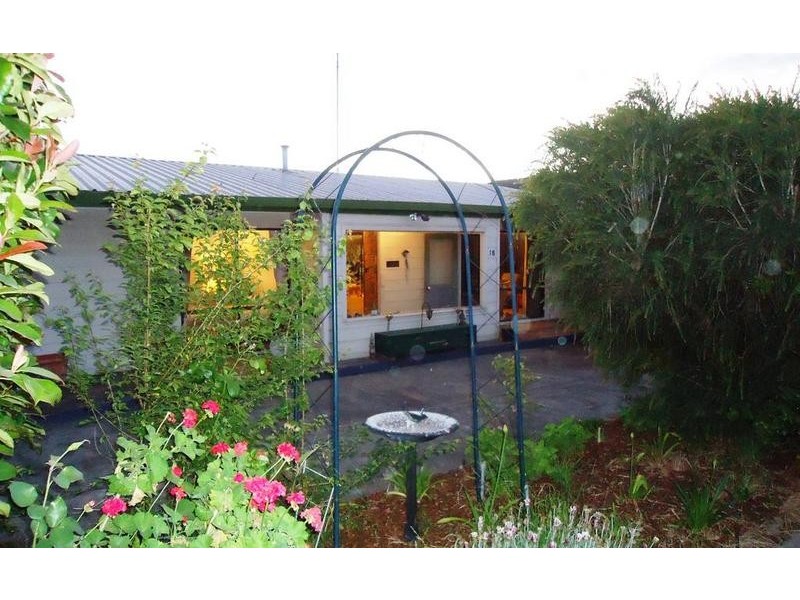 18 Napier Street, Ballarat VIC 3350