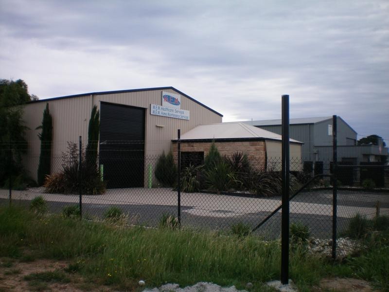 33 Wallis Street, Delacombe VIC 3356