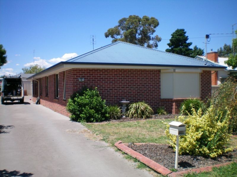 93 Rowlands Street, Sebastopol VIC 3356