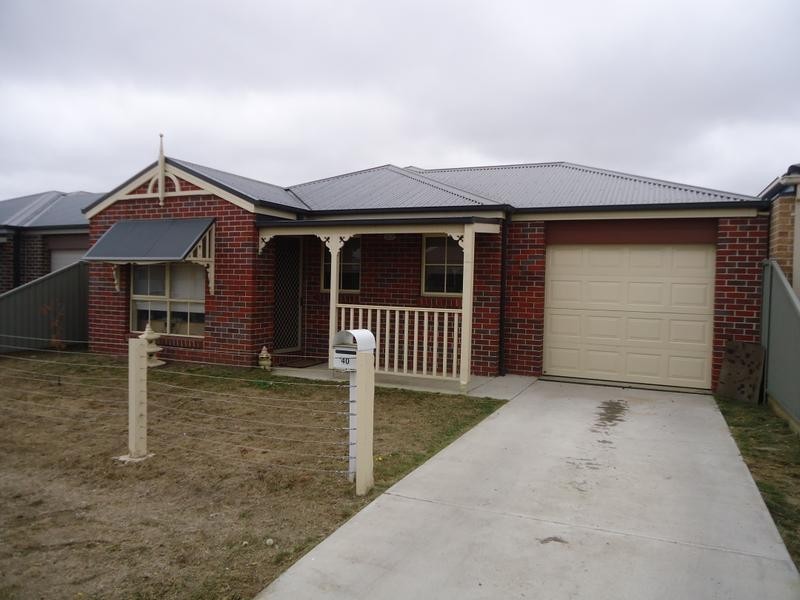 40 Yarra Park Drive, Sebastopol VIC 3356