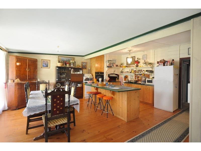 8 Johnson Street, Skipton VIC 3361