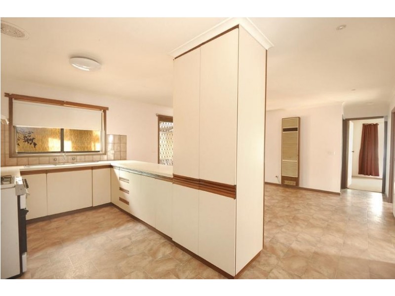 10 Warrina Drive, Ballarat VIC 3350