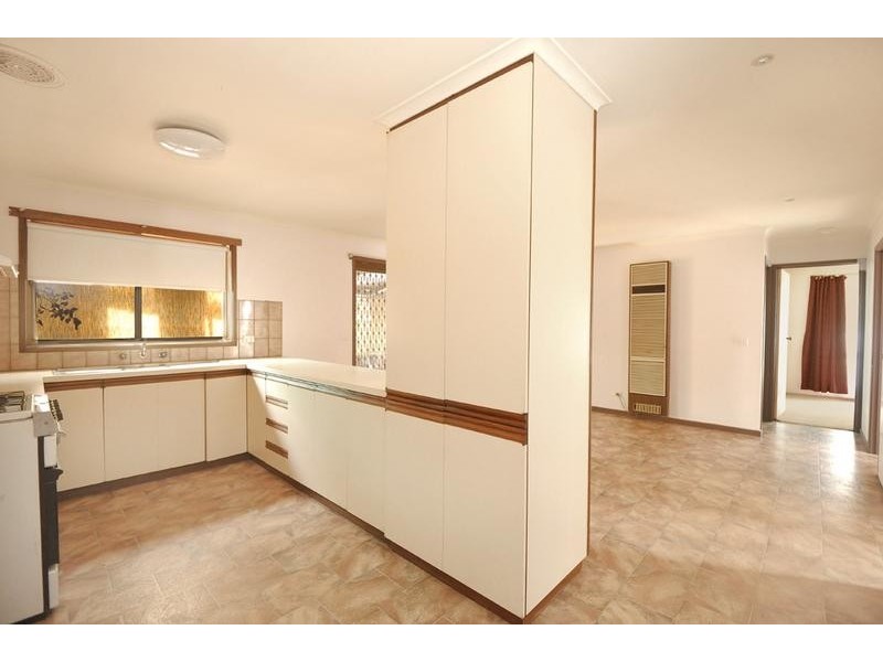 10 Warrina Drive, Delacombe VIC 3356