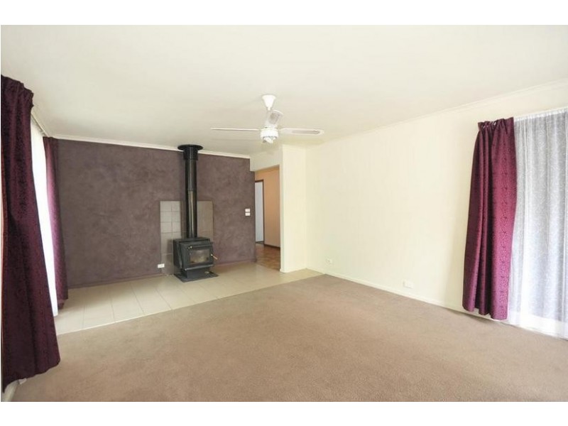 10 Warrina Dve, Ballarat VIC 3350