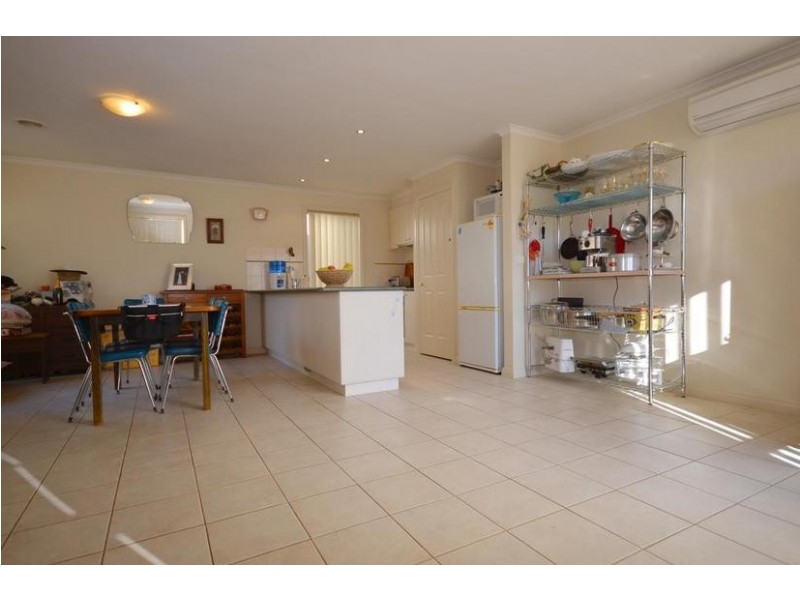 2/714 Geelong Road, Ballarat VIC 3350