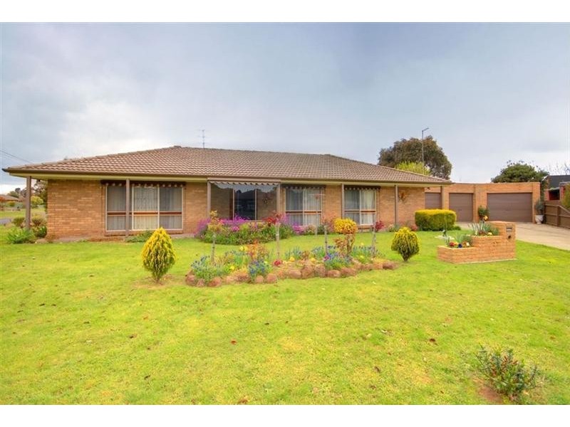 35 Grana Drive, Ballarat VIC 3350
