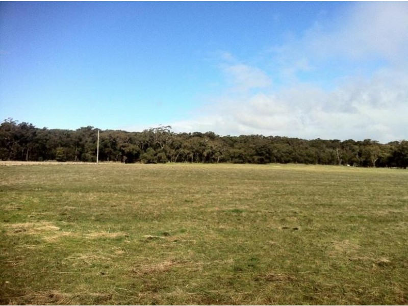 853 Pittong Rd, Snake Valley VIC 3351