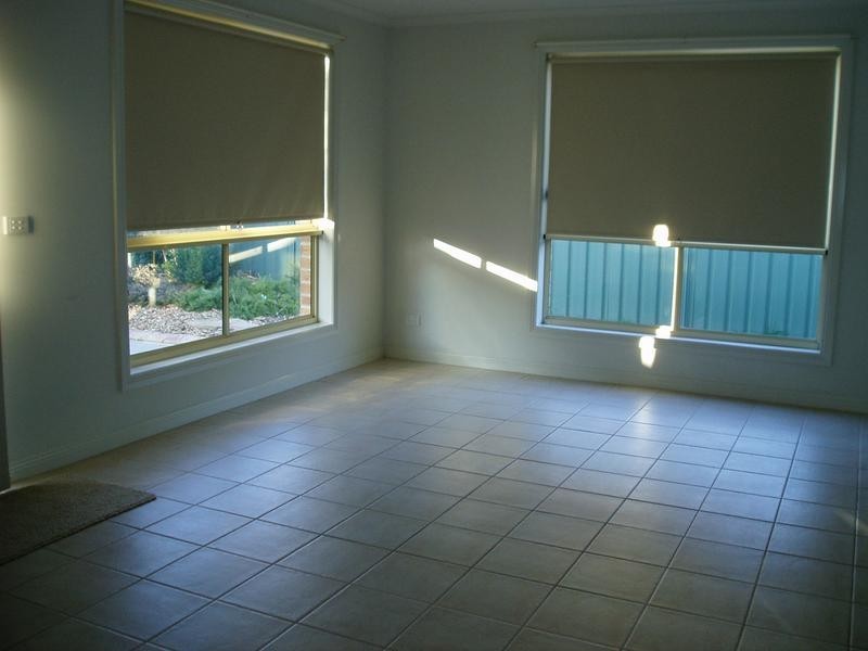 30 Somerset Avenue, Lake Gardens VIC 3355