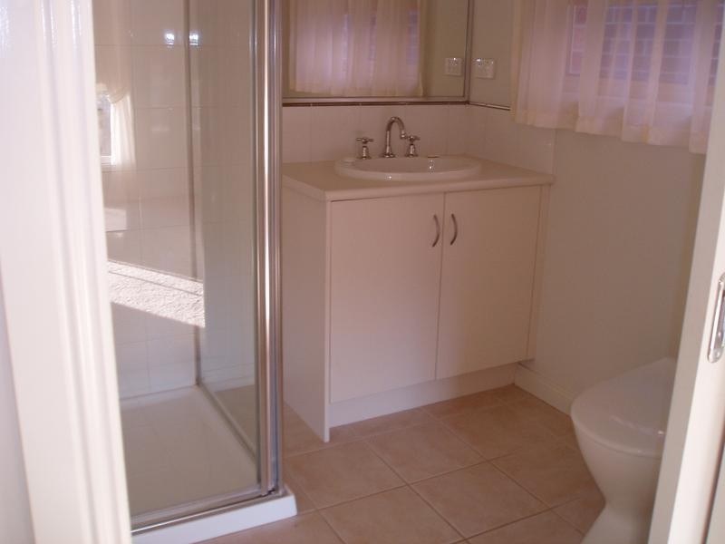 30 Somerset Avenue, Lake Gardens VIC 3355