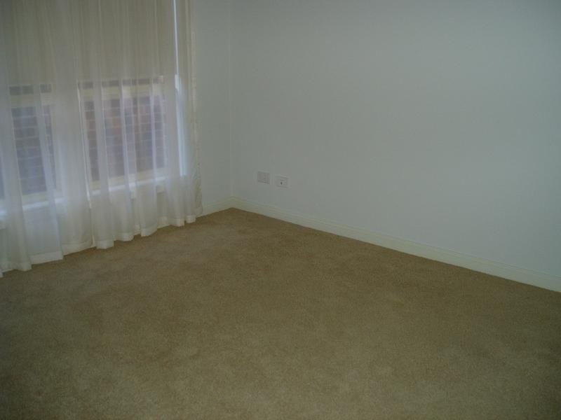 30 Somerset Avenue, Lake Gardens VIC 3355