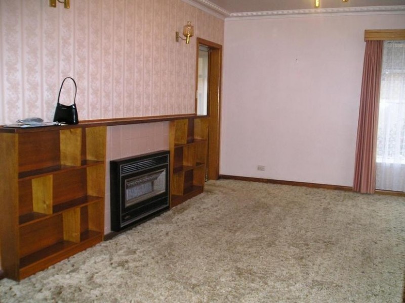 4 Chesterfield Court, Soldiers Hill VIC 3350