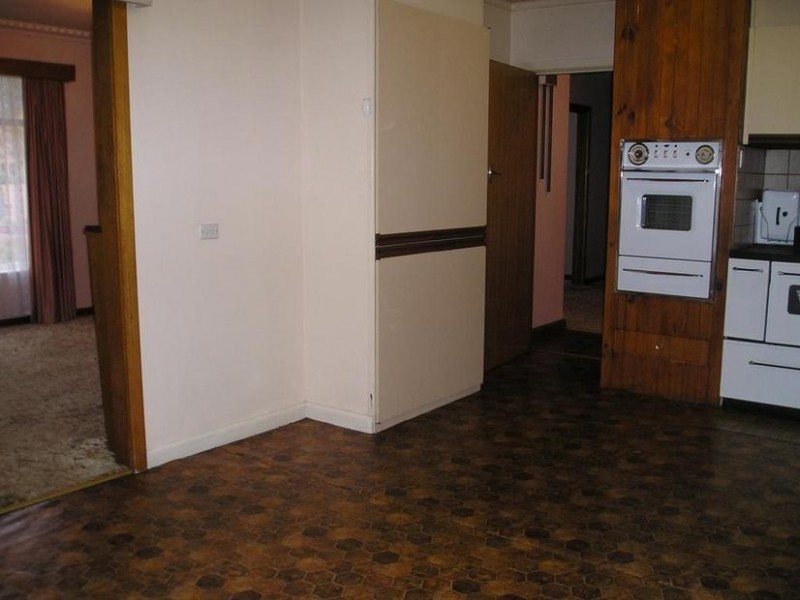 4 Chesterfield Court, Soldiers Hill VIC 3350