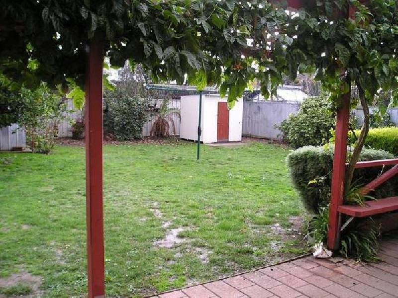 15 Grandview Grove, Wendouree VIC 3355