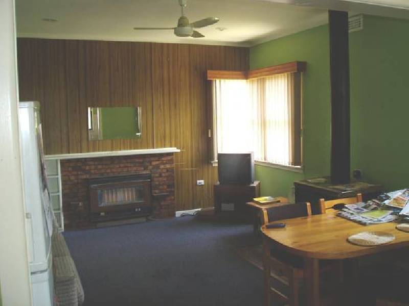 12 Bridge Street, Sebastopol VIC 3356