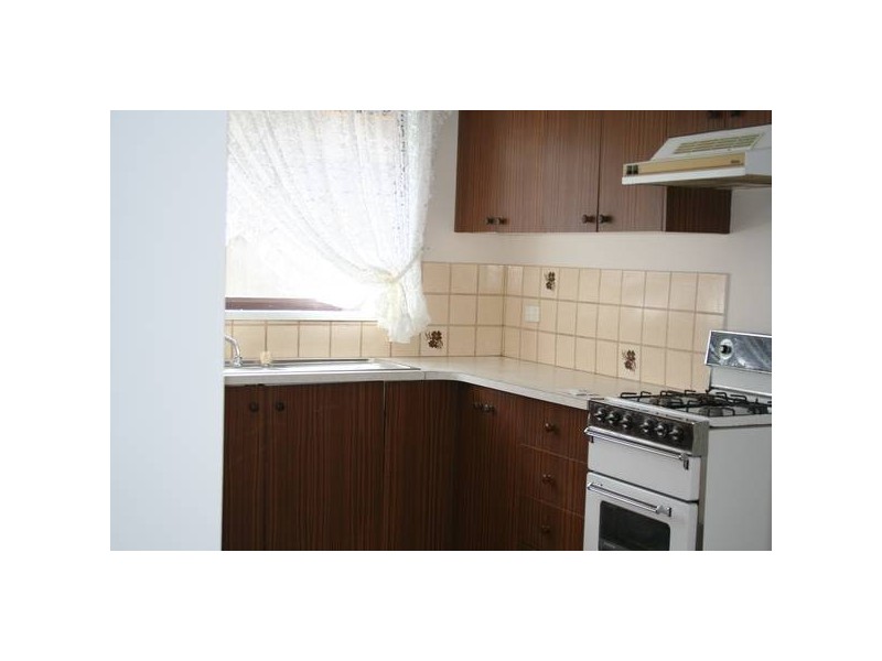 1/2 Cedric Street, Wendouree VIC 3355